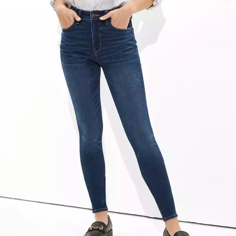 American Eagle Hi-Rise Dream Jean